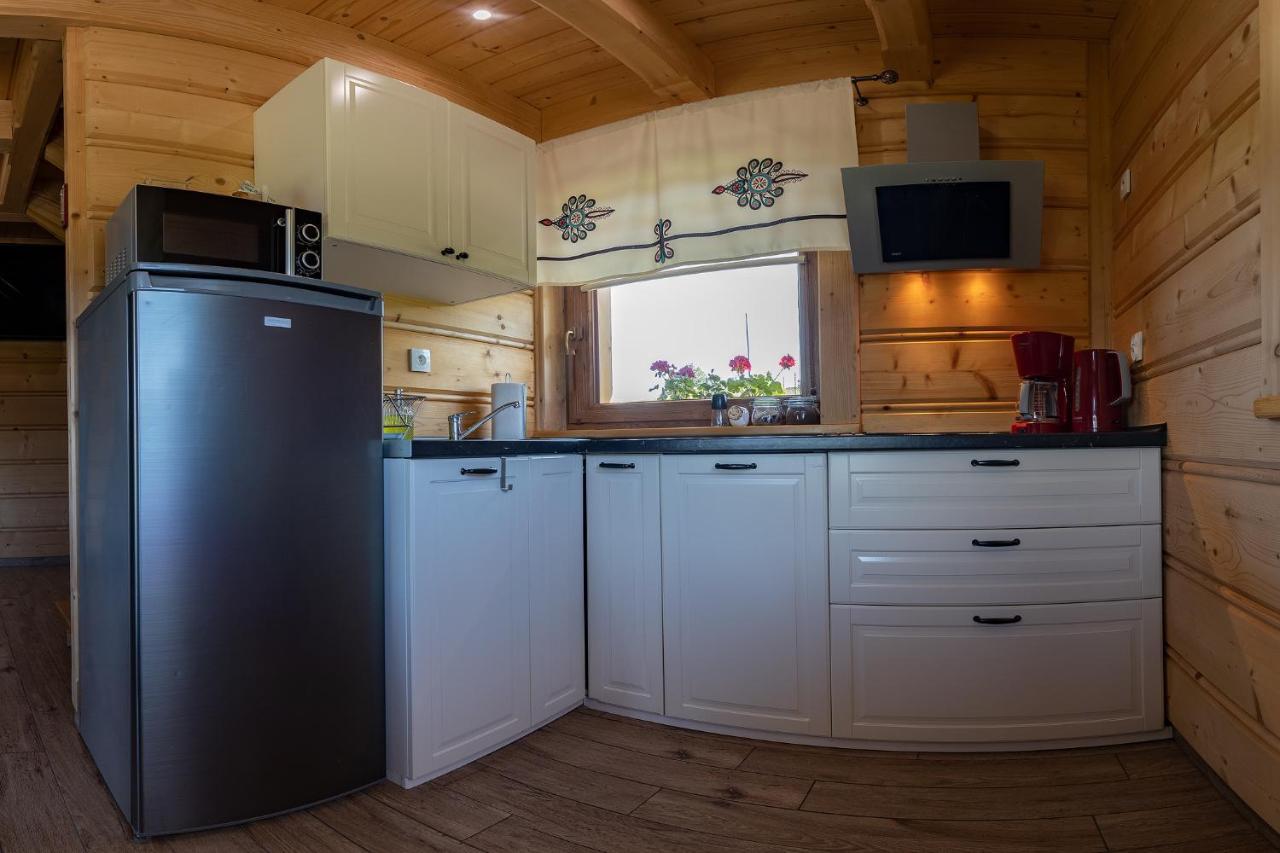 Witowianskie Domki Z Kominkiem, Jacuzzi I Sauna Dzianisz Ngoại thất bức ảnh