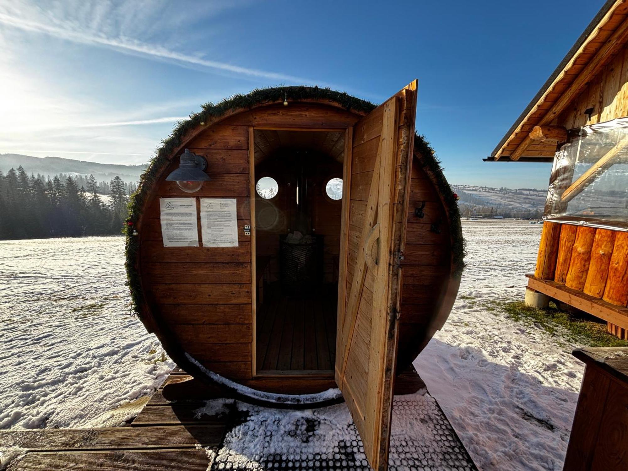 Witowianskie Domki Z Kominkiem, Jacuzzi I Sauna Dzianisz Ngoại thất bức ảnh