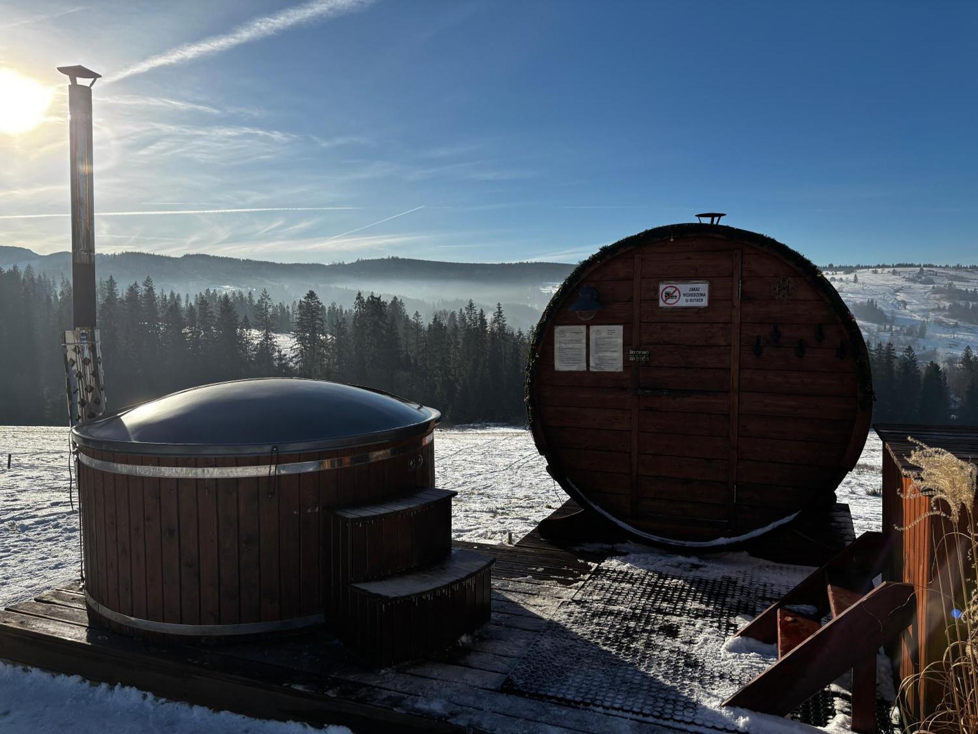 Witowianskie Domki Z Kominkiem, Jacuzzi I Sauna Dzianisz Ngoại thất bức ảnh